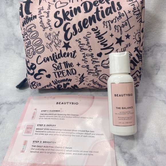 BeautyBio Beauty Gift Set 4pc, Cleanser, Vitamin C Serum, Eye Patch, Bag, NEW - Picture 2 of 16